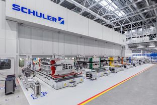 全新BMW 5系插电式混合动力 柔性生产中的网络技术服务应用